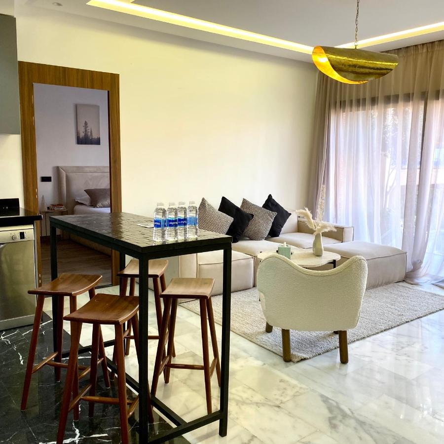 Rooftop Pool, Bright & Cozy Apartment In City Center มาร์ราเกช ภายนอก รูปภาพ